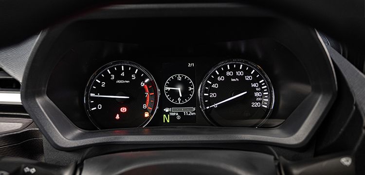 AVANZA PREMIO MT 21 9FDD78169A22FEDAFD5F9E790943496D